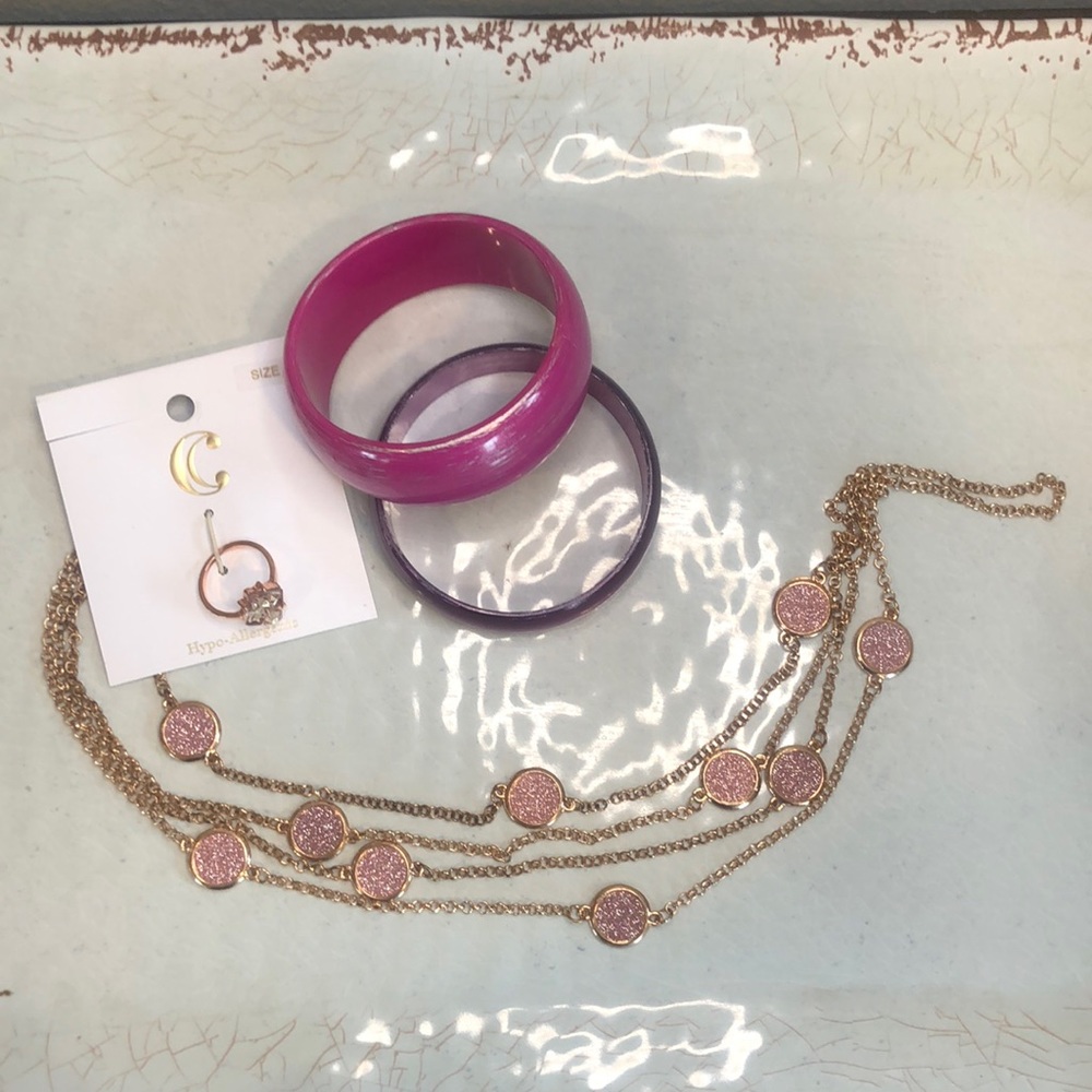 Charming Charlie pink fashion jewelry set.